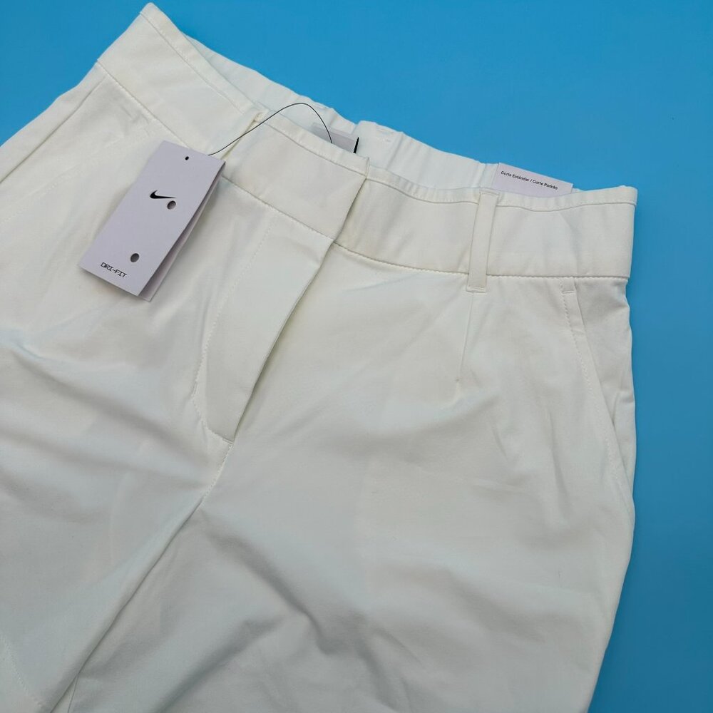Nike Women's Dri-Fit Victory‎ 5" Standard Fit Stretch Golf Short, White